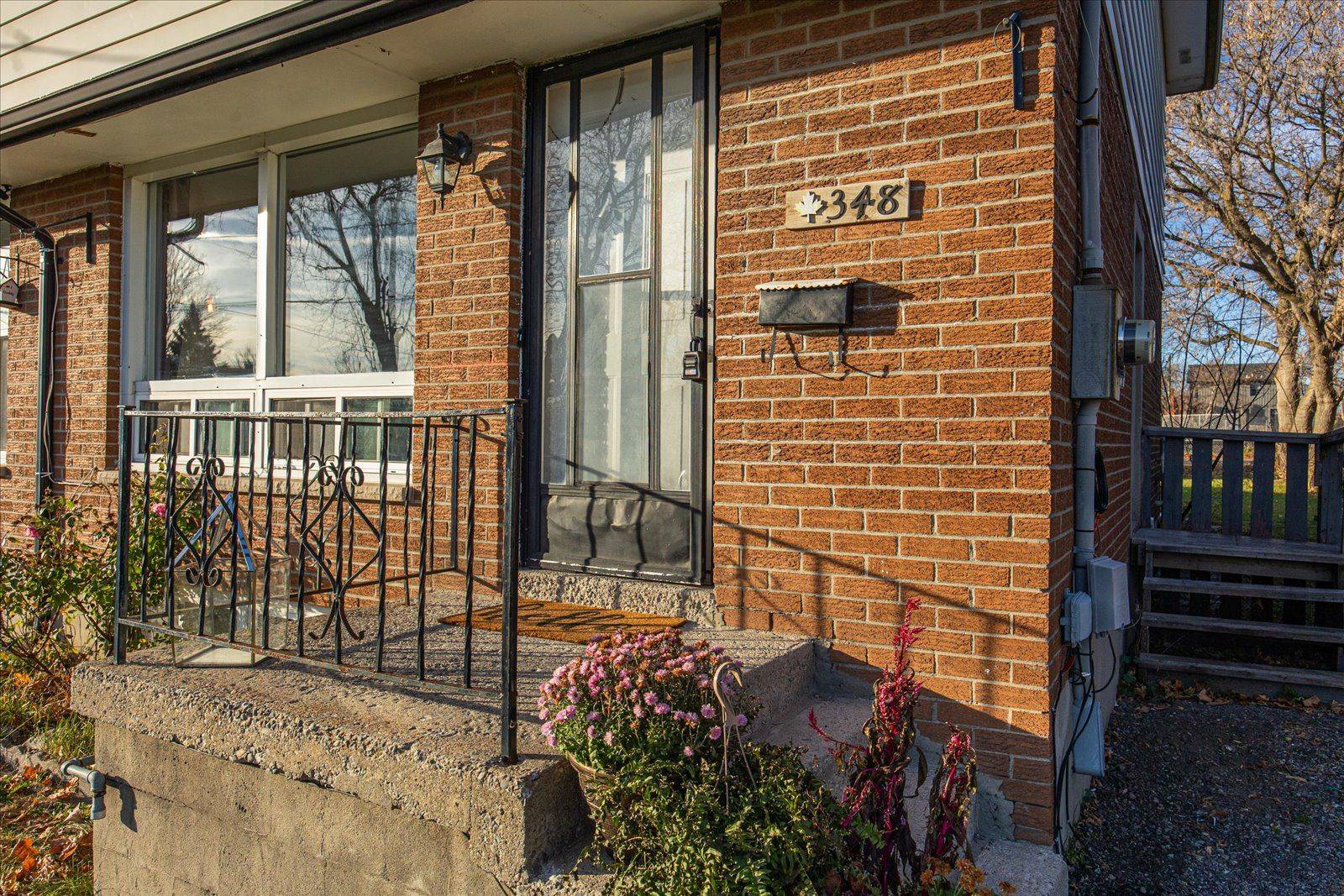 Oshawa, ON L1J 2H4,348 Pine AVE