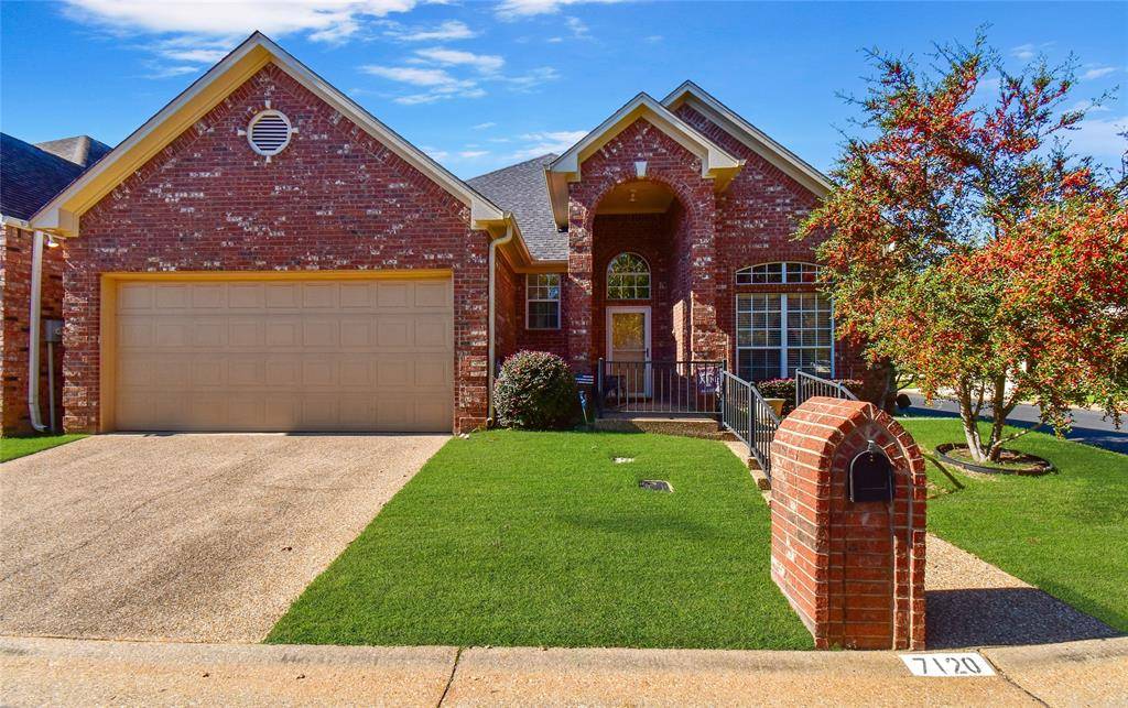 Tyler, TX 75703,7120 Holly Square Court