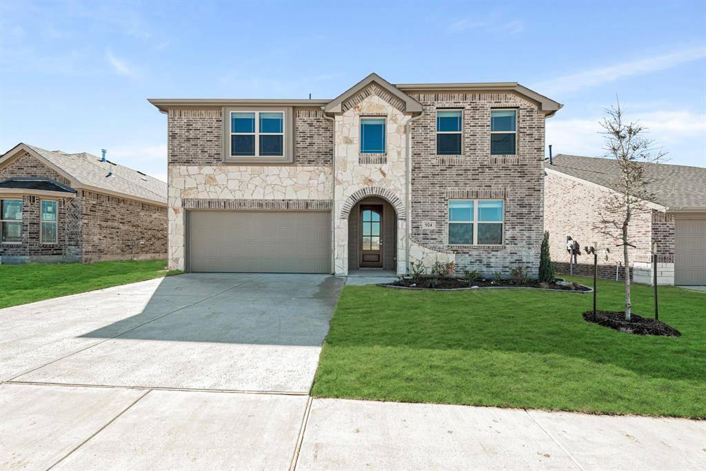 Alvarado, TX 76009,924 Kingbird Lane