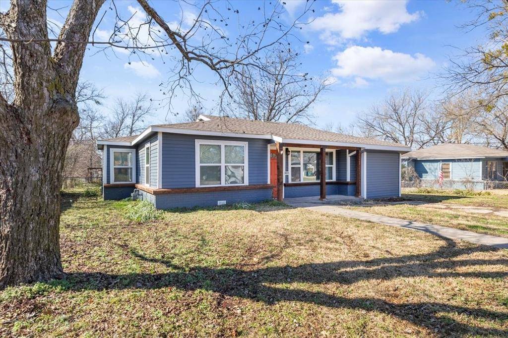 Whitesboro, TX 76273,105 Sunset Street