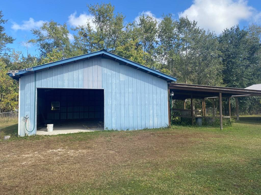 Wewahitchka, FL 32465,6507 Doc Whitfield Rd