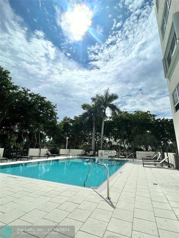 Fort Lauderdale, FL 33301,340 Sunset Dr  #308