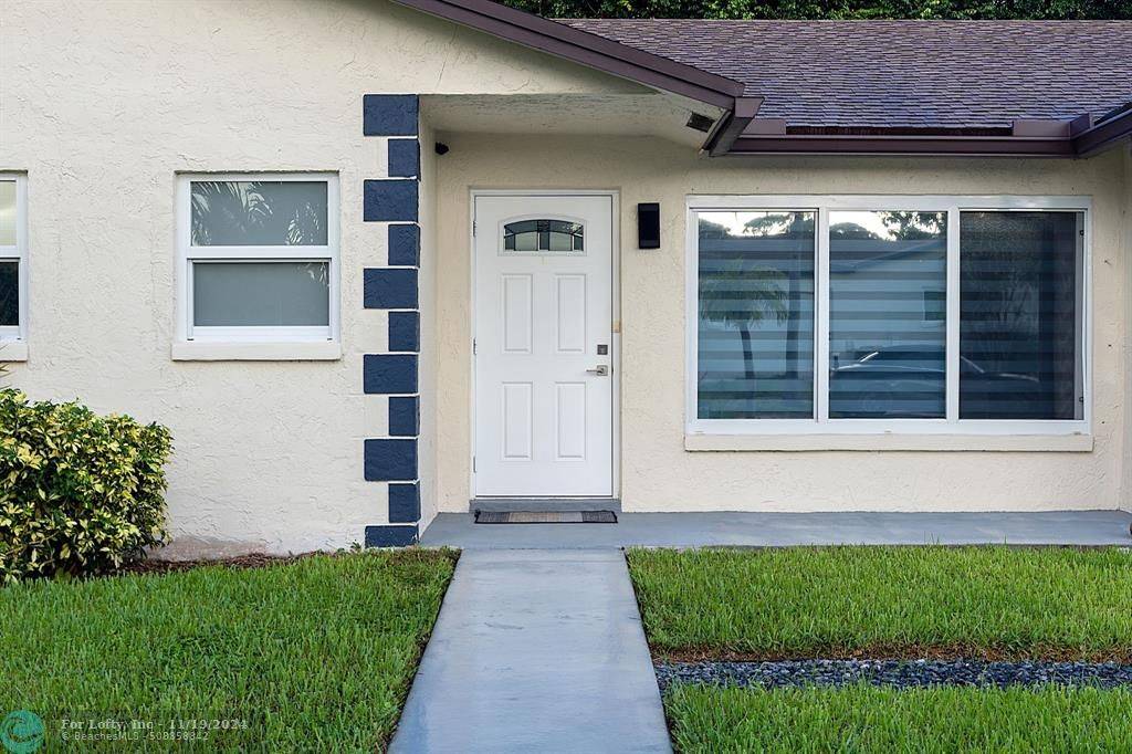 Boca Raton, FL 33433,22848 SW 54th Way