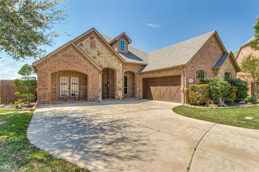 Arlington, TX 76001,6920 Golf Green Drive