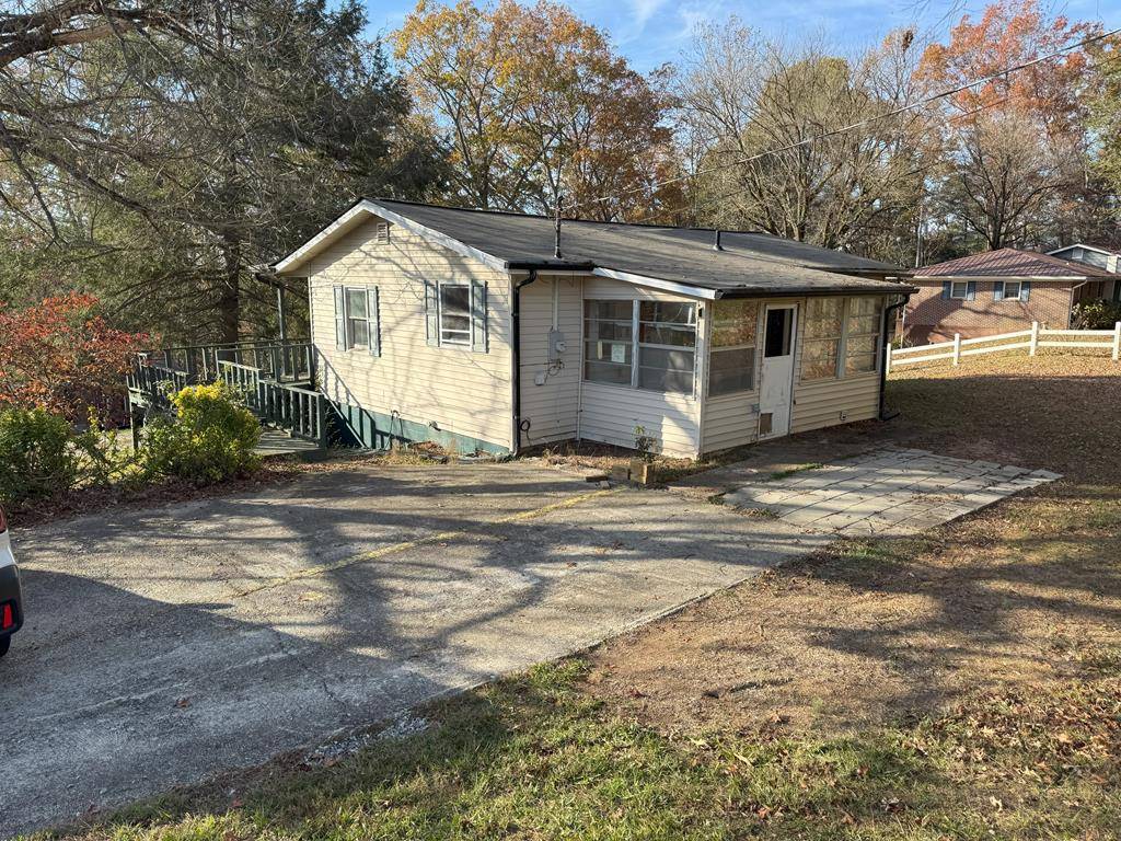 Blairsville, GA 30512,331 Kimsey Street