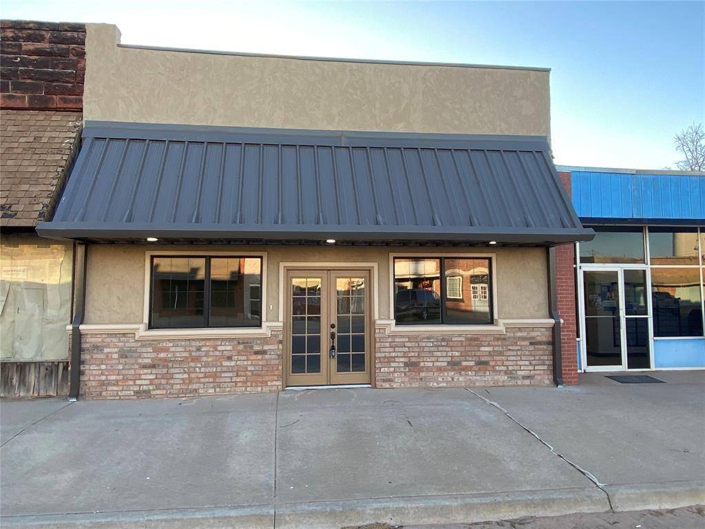 Crescent, OK 73028,111 N Grand Street