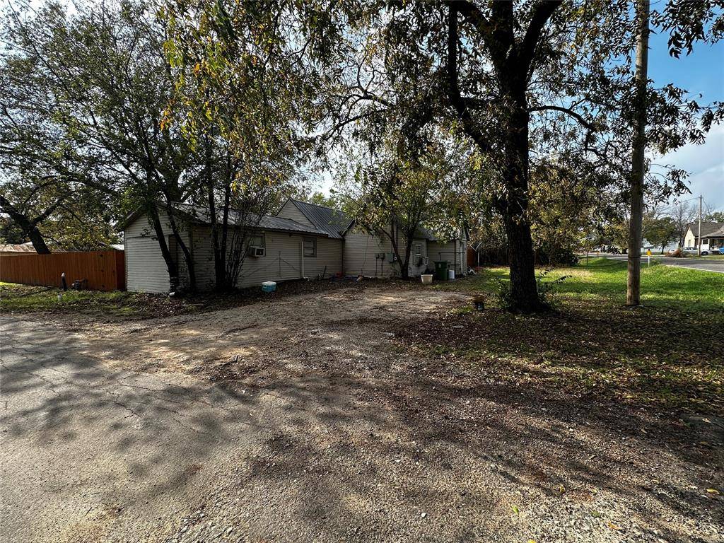 Tioga, TX 76271,504 Sherman Street