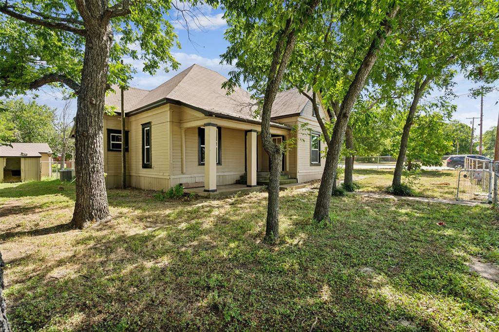 Mineral Wells, TX 76067,515 SW 15th Street