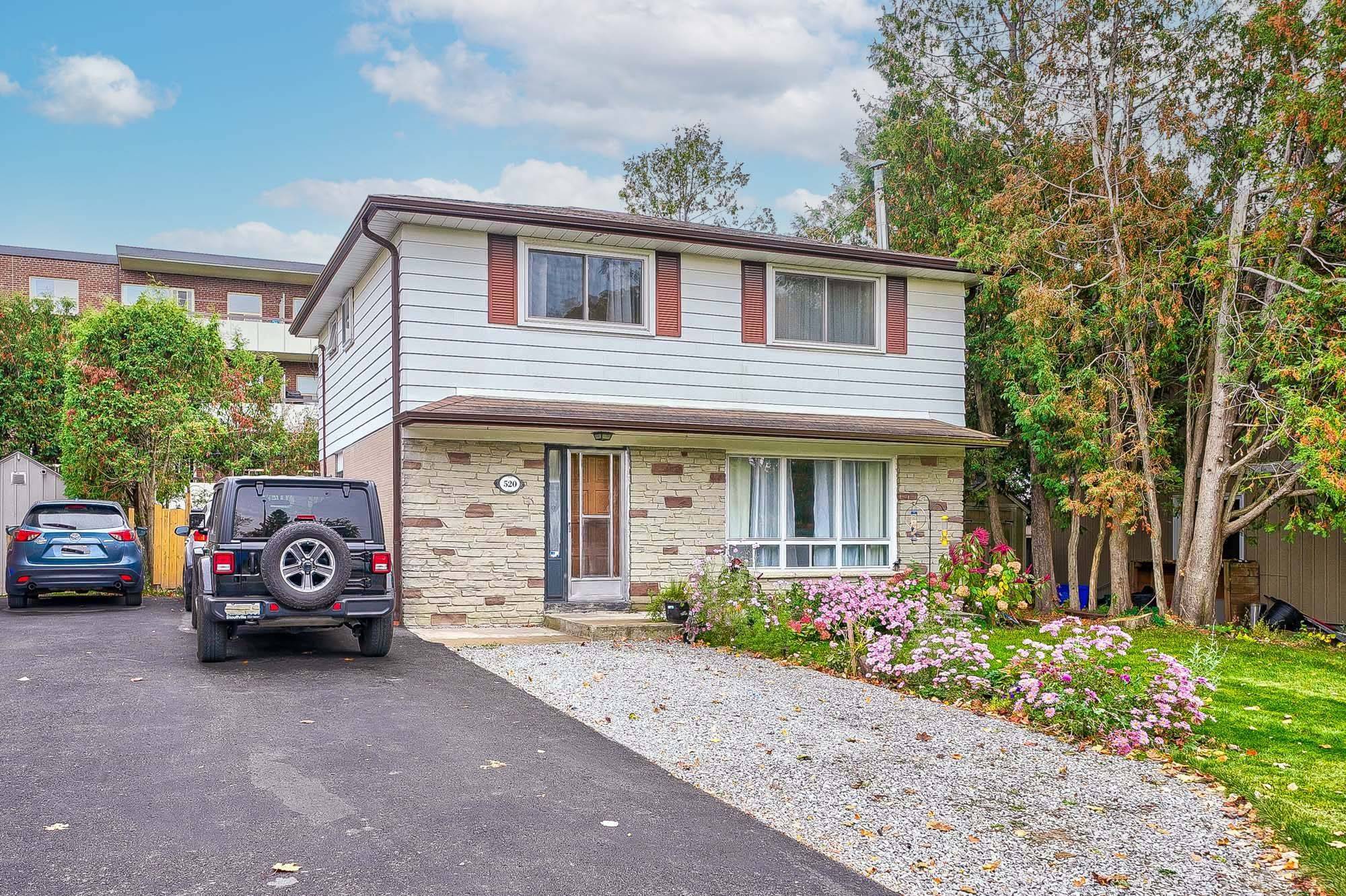 Whitchurch-stouffville, ON L4A 1W8,520 Elm RD