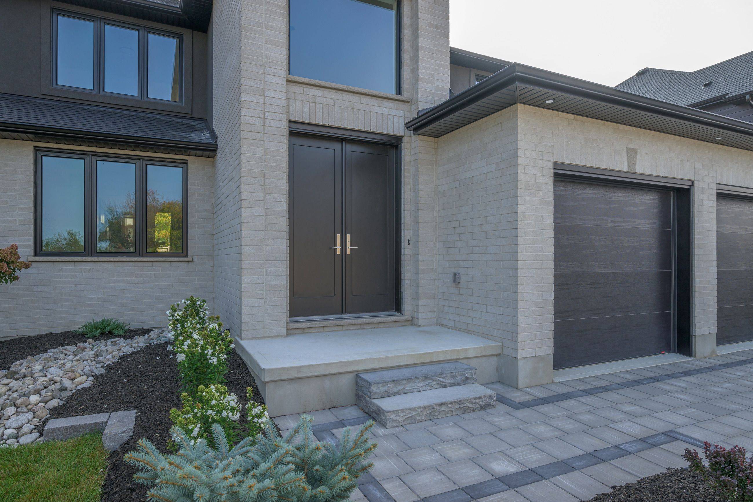 118 TIMBERWALK TRL, Middlesex Centre, ON N0M 2A0