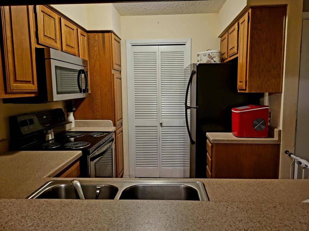 Arlington, TX 76011,1200 Riverchase Lane #226