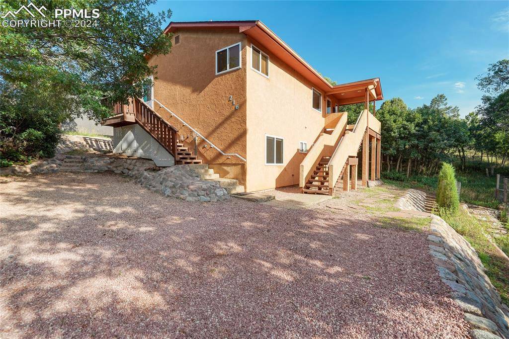 Colorado Springs, CO 80904,216 Arnold LN