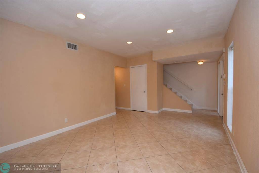 Pompano Beach, FL 33068,1360 Silverado  #1