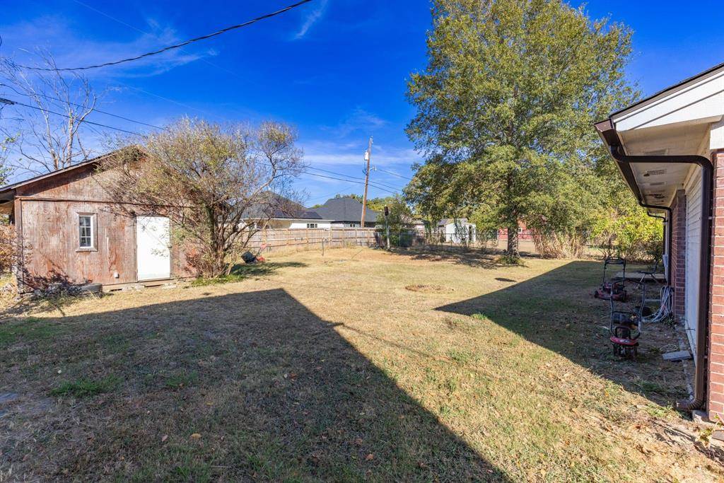 Quinlan, TX 75474,122 Cagle Street