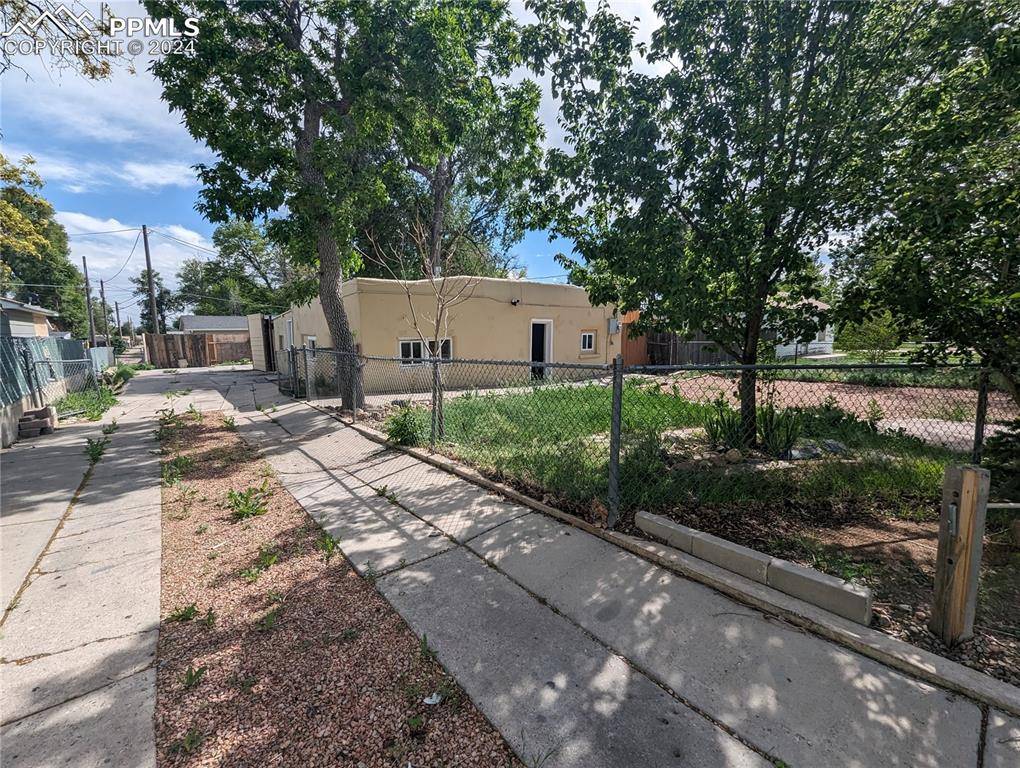 Pueblo, CO 81008,1916 W 29th ST