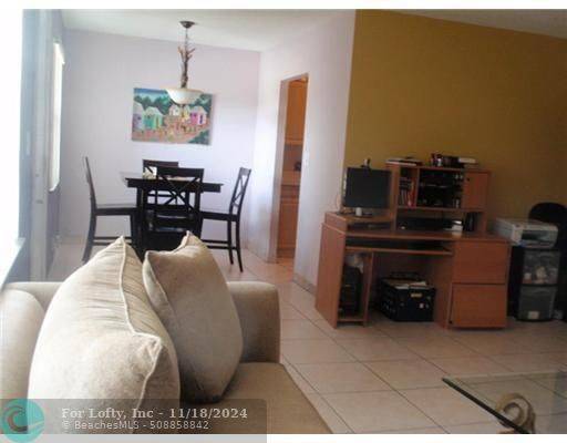 Pompano Beach, FL 33064,304 NW 30TH CT  #206