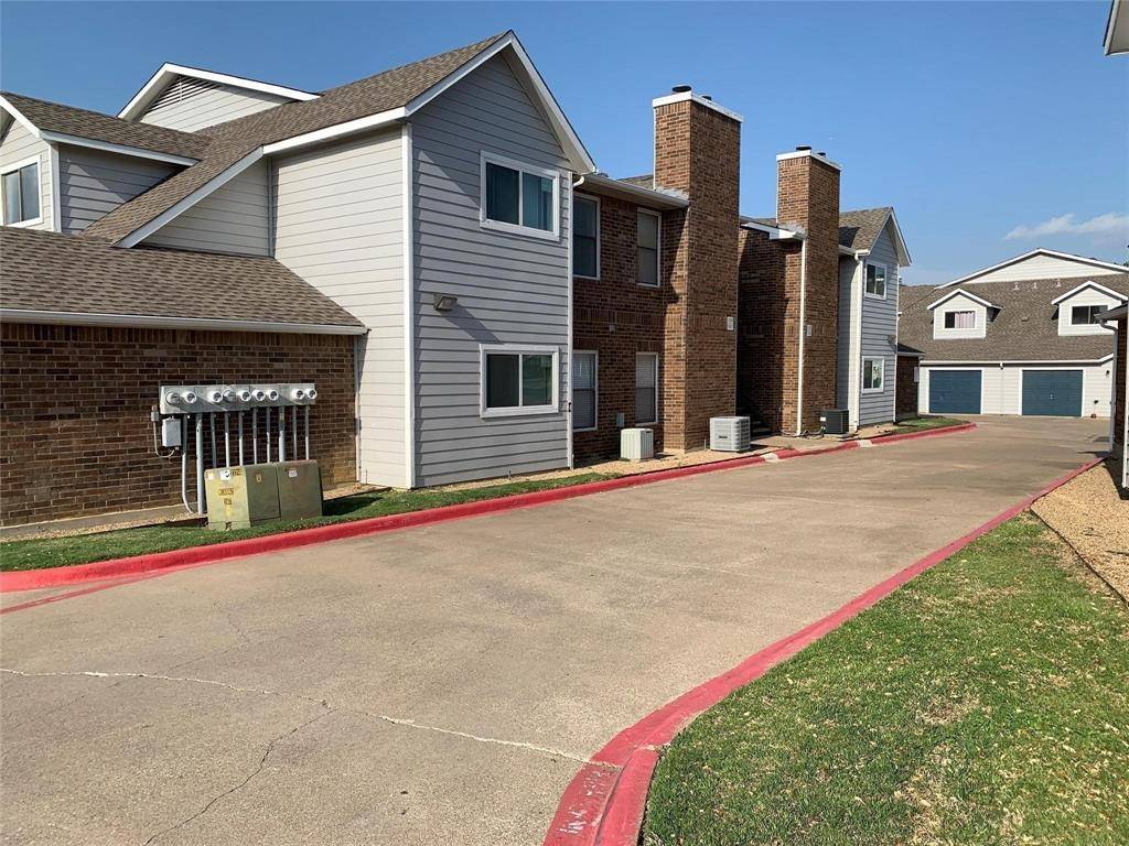 Lewisville, TX 75067,141 Valley View Drive #1Bed1Bath