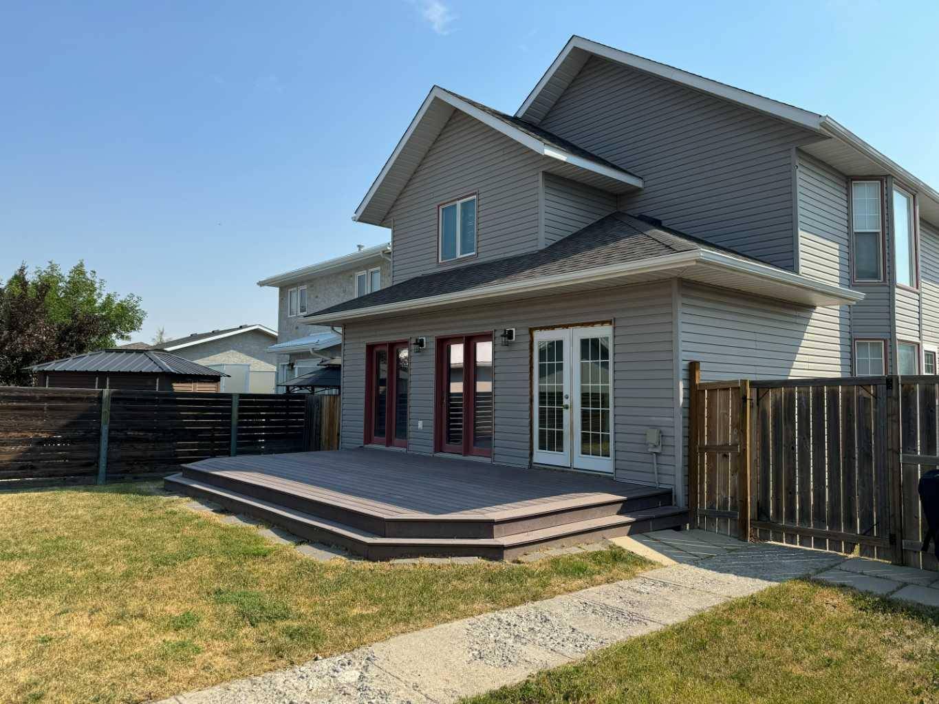 Pincher Creek, AB T0K 1W0,1276 Thistle CRES