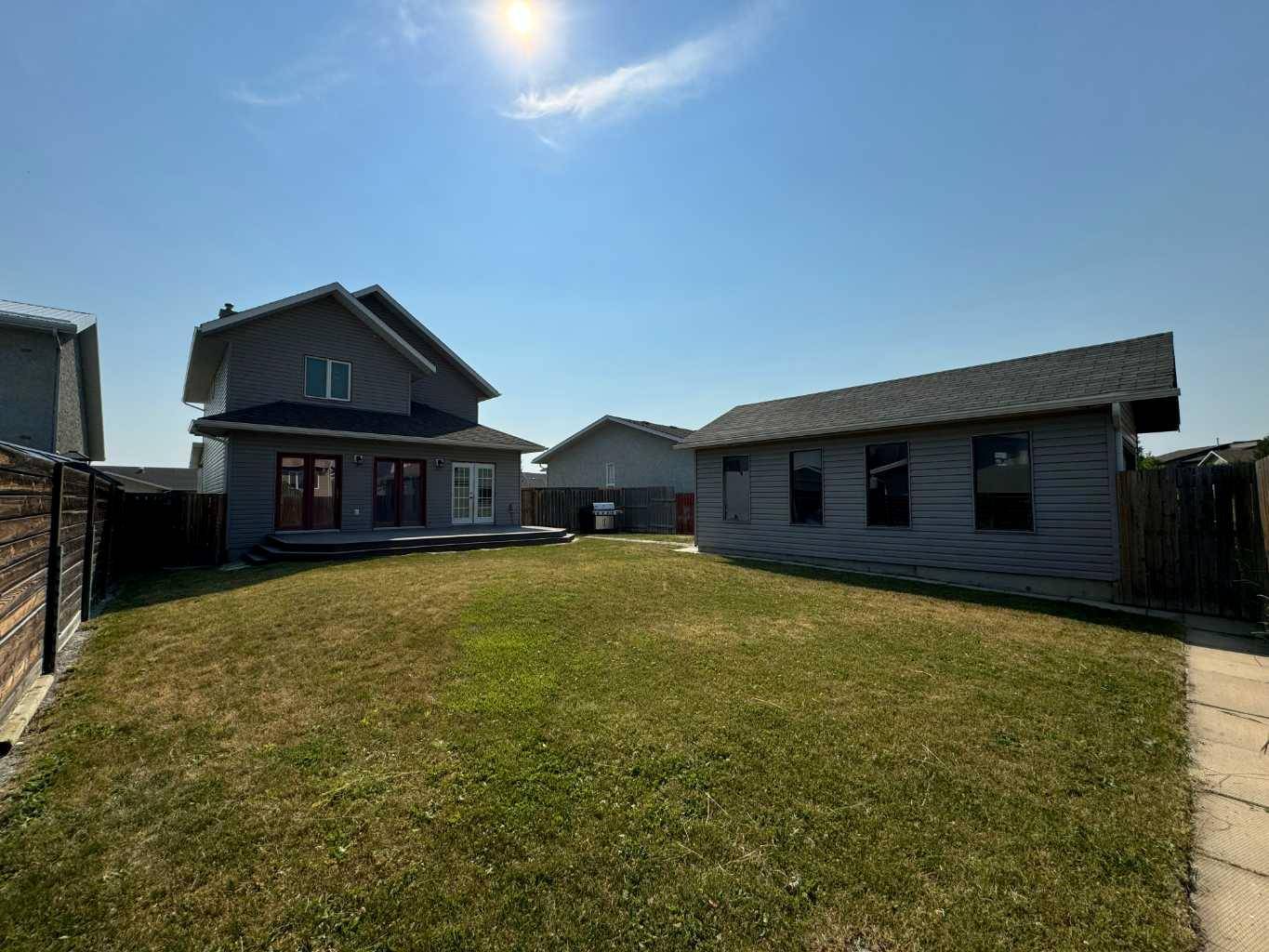 Pincher Creek, AB T0K 1W0,1276 Thistle CRES