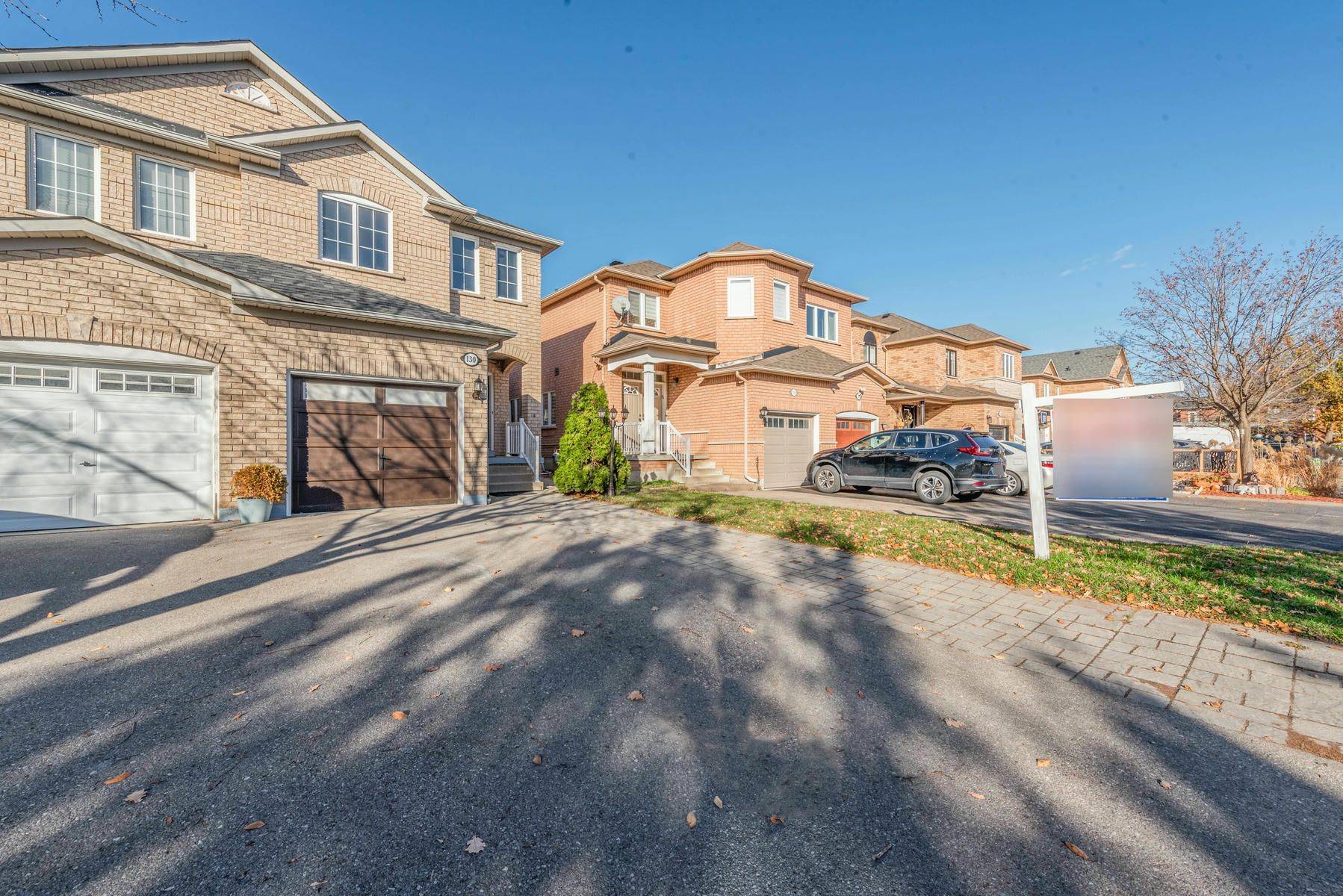 Vaughan, ON L4K 5L7,130 Royal Appian CRES