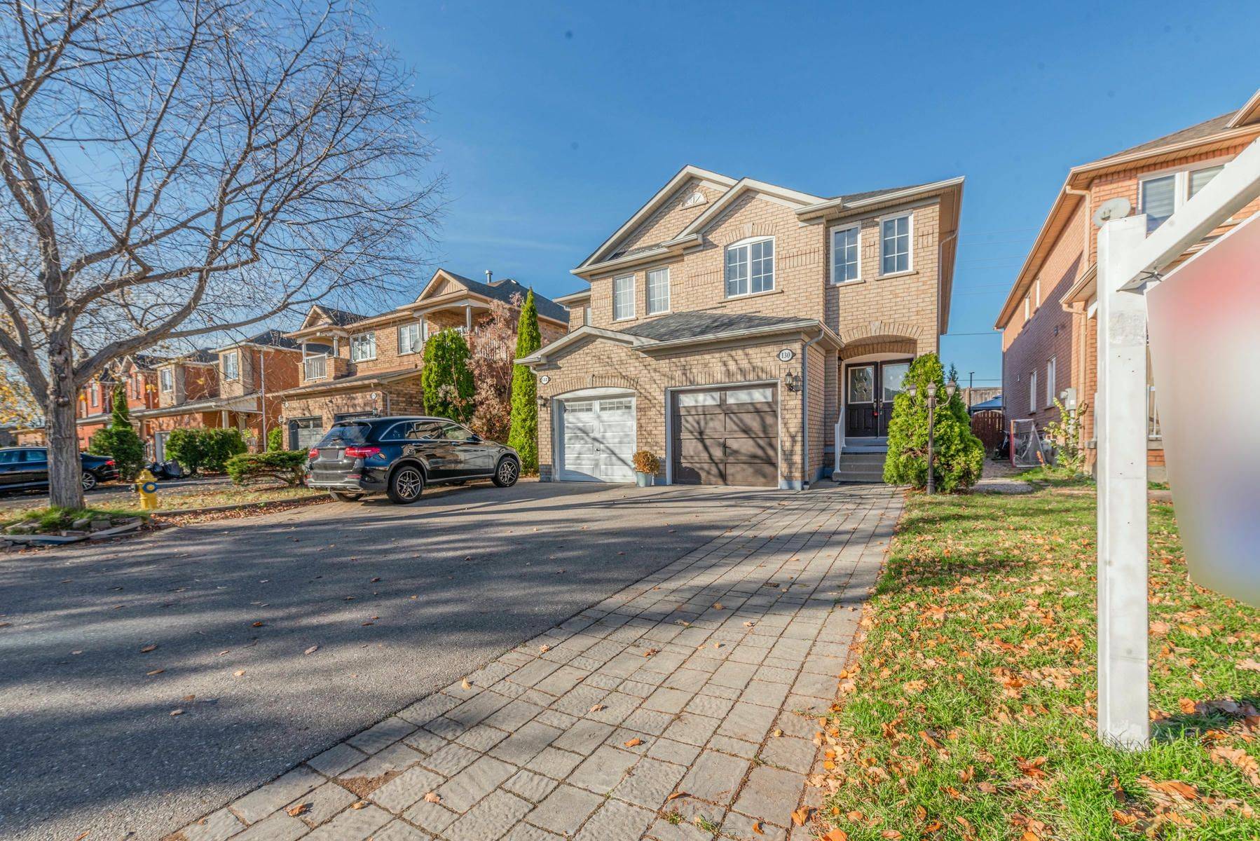 Vaughan, ON L4K 5L7,130 Royal Appian CRES