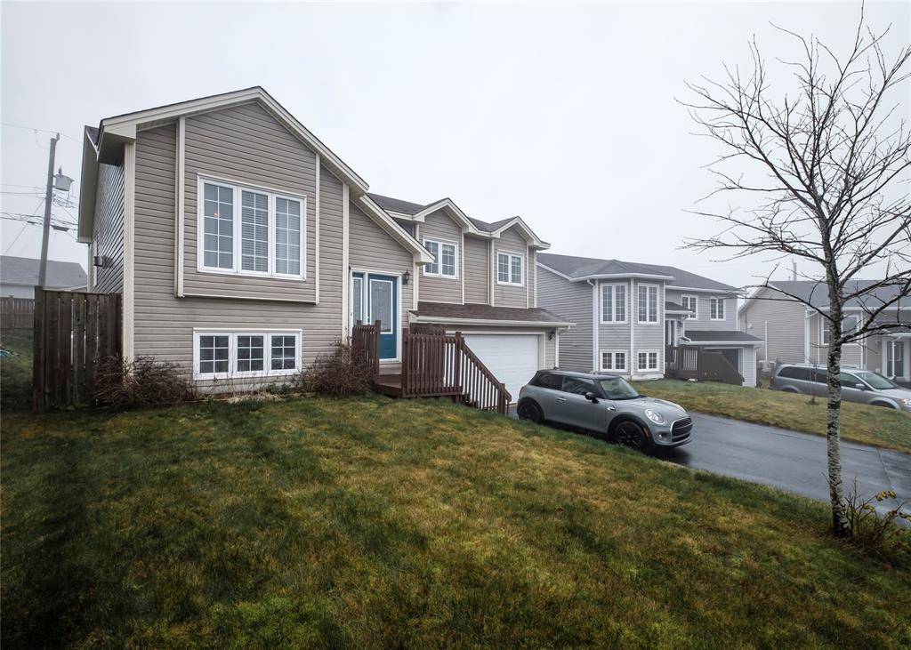 Mount Pearl, NL A1N 0B6,10 Kelburn Place