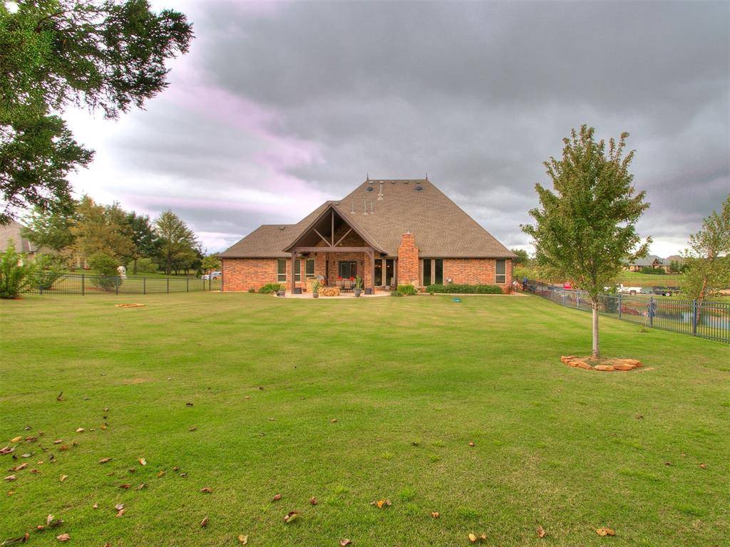 Edmond, OK 73012,2581 Summit Lake Boulevard