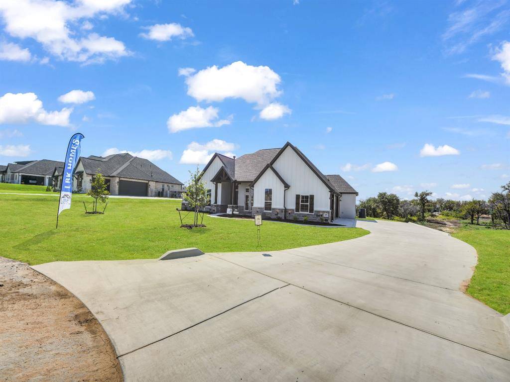 Azle, TX 76020,409 Collum View