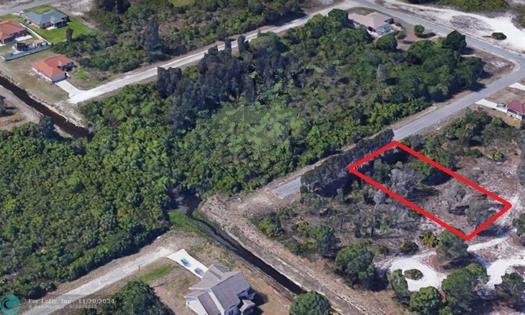 Lehigh Acres, FL 33976,2704 SW 35th St