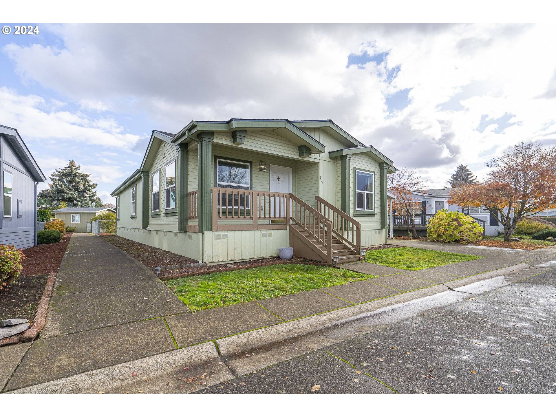 Eugene, OR 97402,1699 N TERRY ST #154