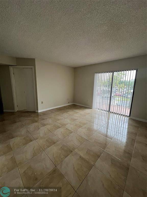 Pembroke Pines, FL 33025,301 Palm Way  #202