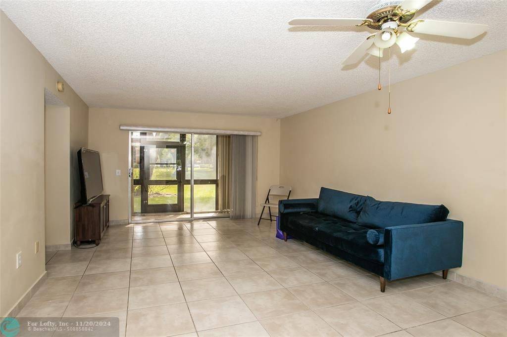 Hollywood, FL 33027,12750 SW 15th St  #110