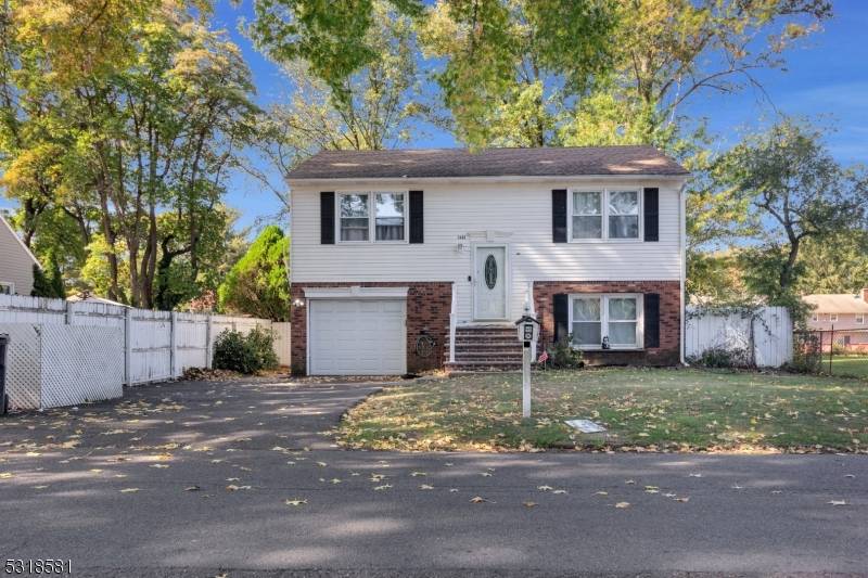 Piscataway Twp., NJ 08854,1444 Dogwood Dr