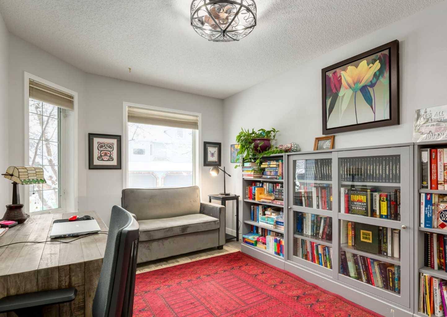 Calgary, AB T3B5T3,159 Valley Ridge HTS NW