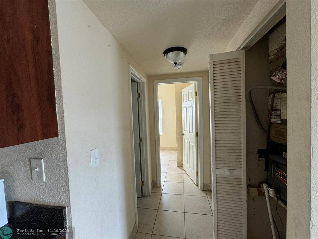 Pompano Beach, FL 33069,2443 NW 4th Ct