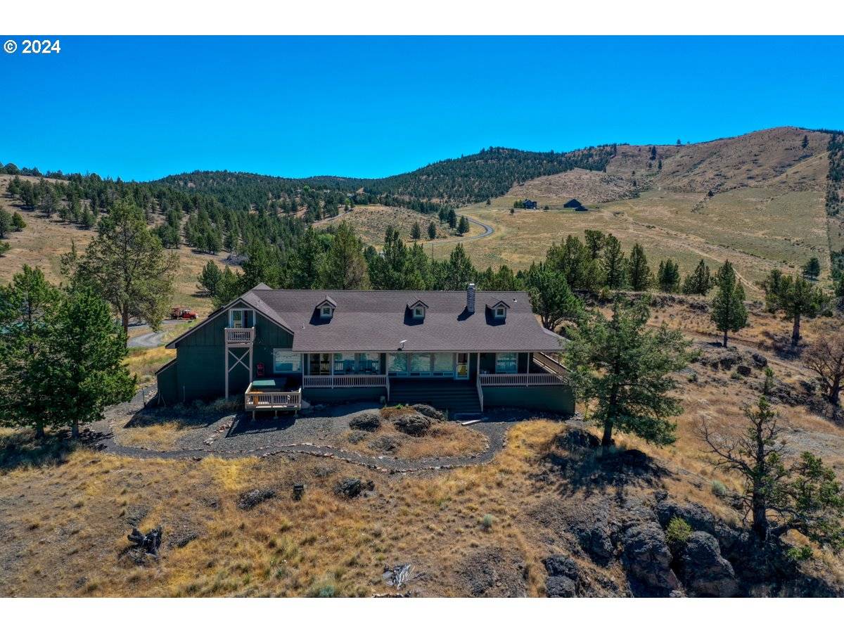 Prineville, OR 97754,8883 NE MEADOW RIDGE RD