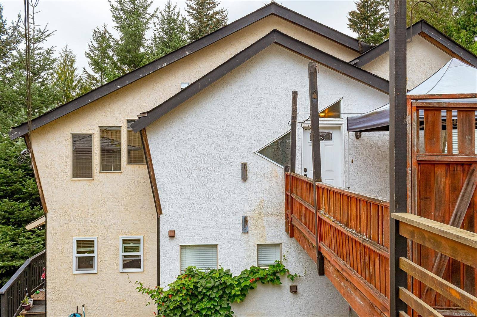 Colwood, BC V9C 3R5,3231 Hawkeswood Pl