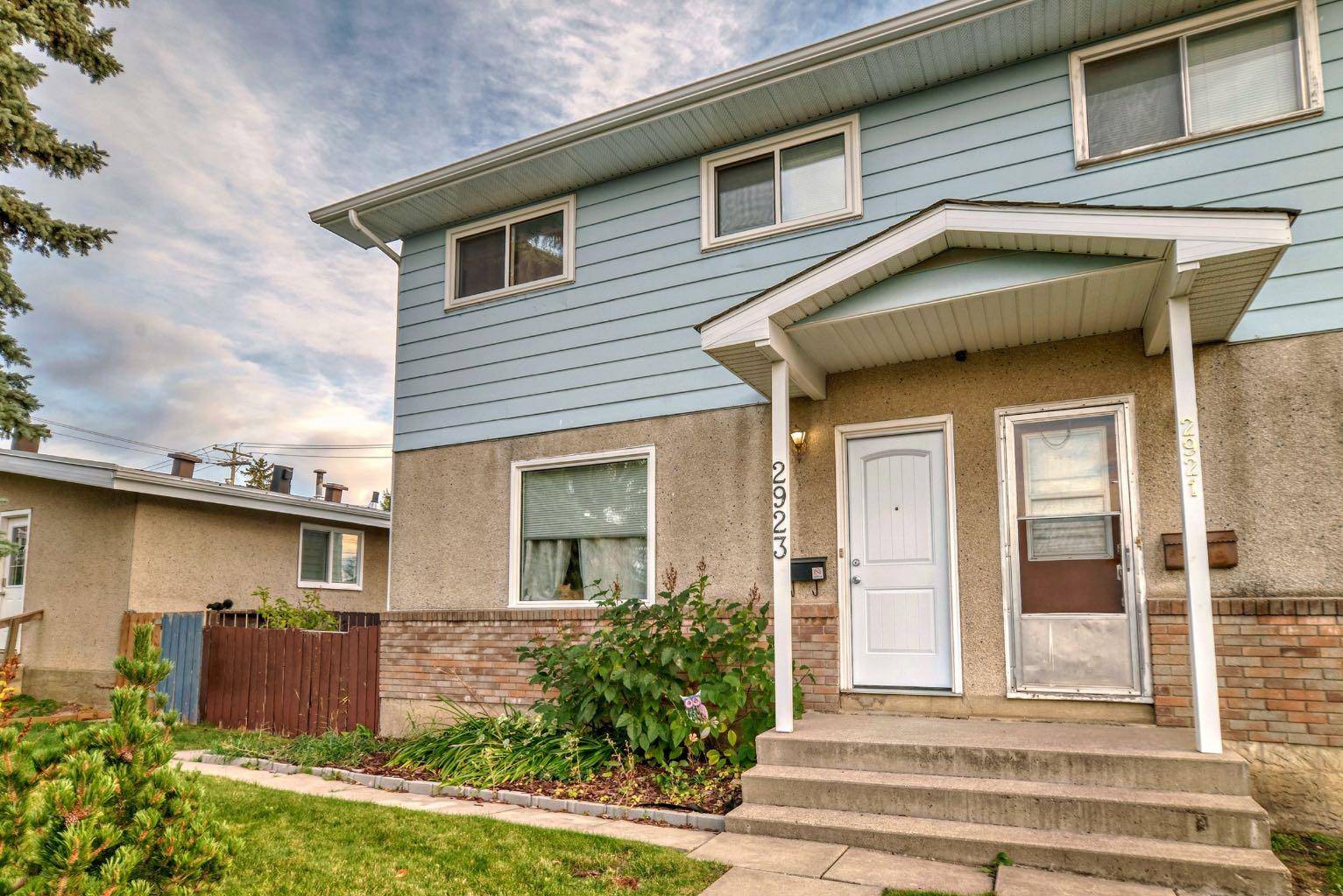 Calgary, AB T2B 1V1,2923 Doverville CRES SE