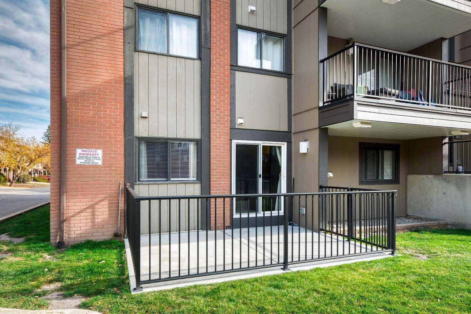 Calgary, AB T2W 5H1,13045 6 ST SW #3101