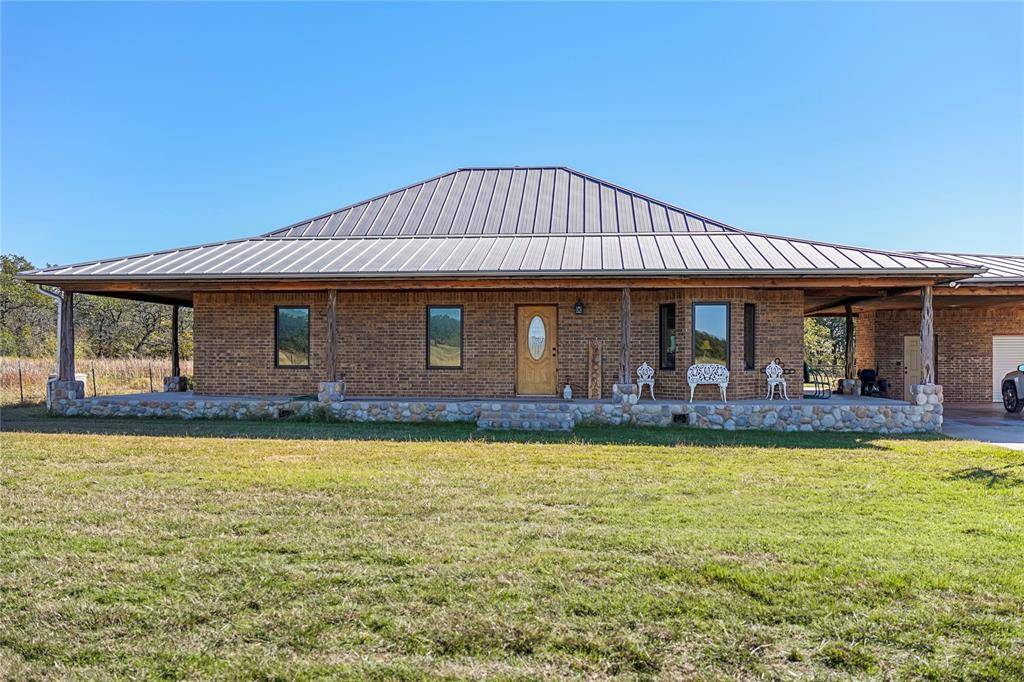 Jacksboro, TX 76458,384 Union Point Road