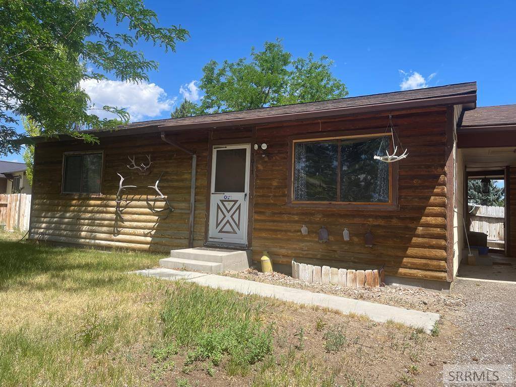 Challis, ID 83226,1011 S 11th Street