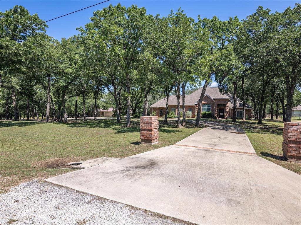 Decatur, TX 76234,102 W Ridge Street