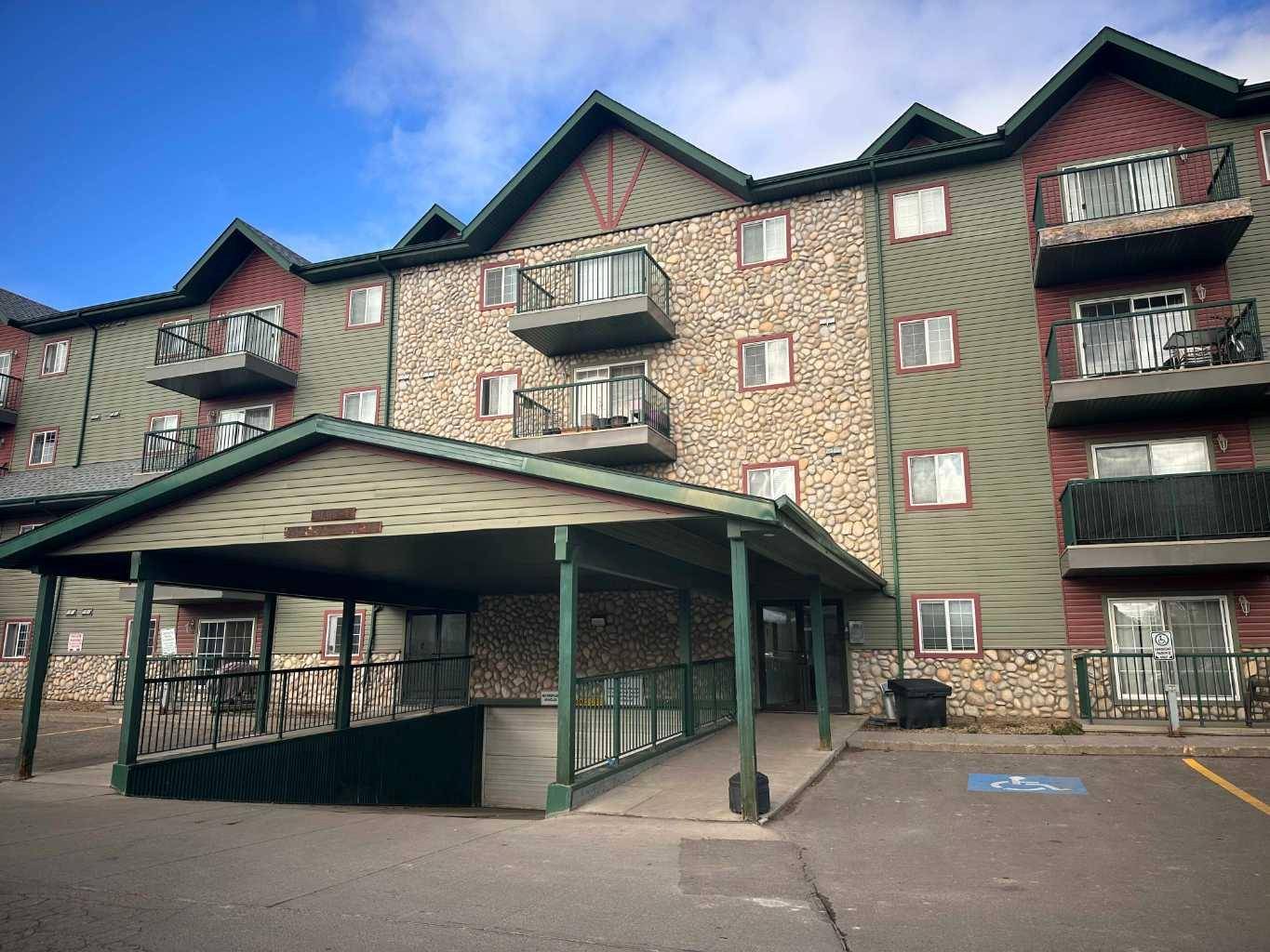 Fort Mcmurray, AB T9K 2W3,200 Lougheed DR #1210