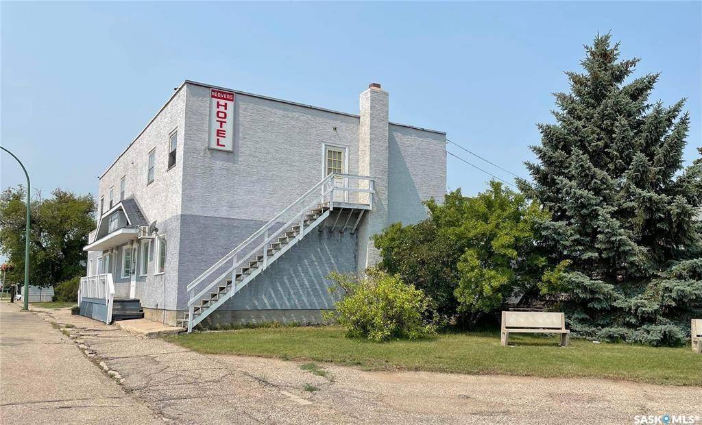 Redvers, SK S0C 2H0,28 Railway AVENUE