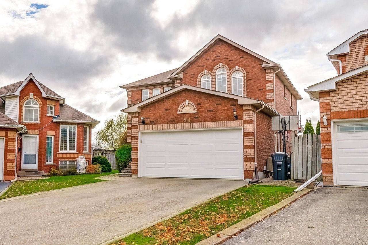 Brampton, ON L7A 1H5,54 Torada CT