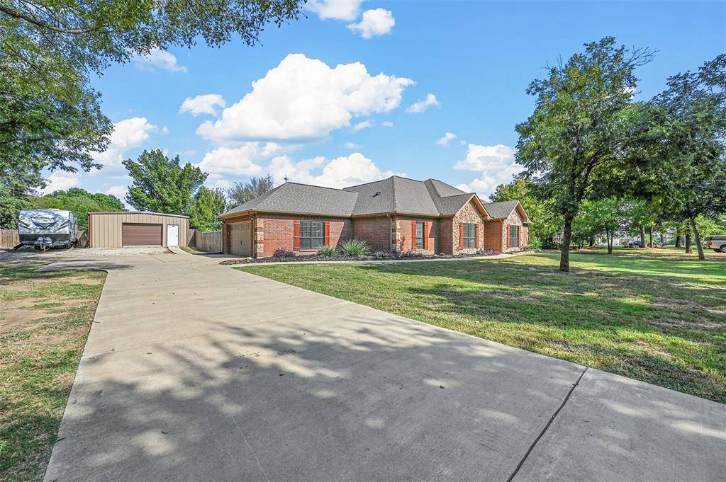 Burleson, TX 76028,2913 Bairds Lane