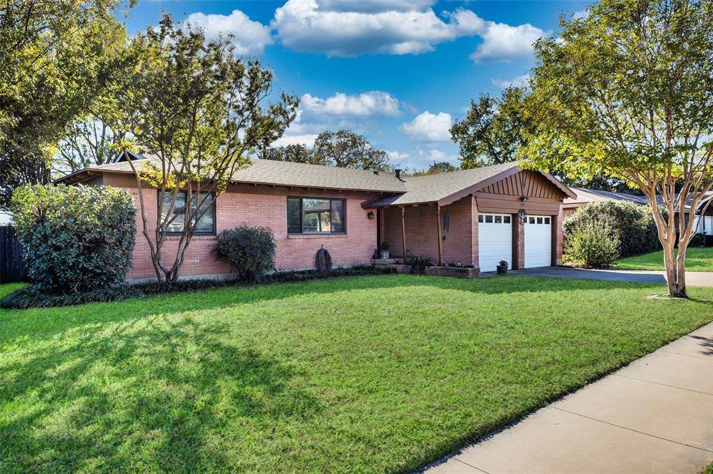 Hurst, TX 76053,109 W Cheryl Avenue