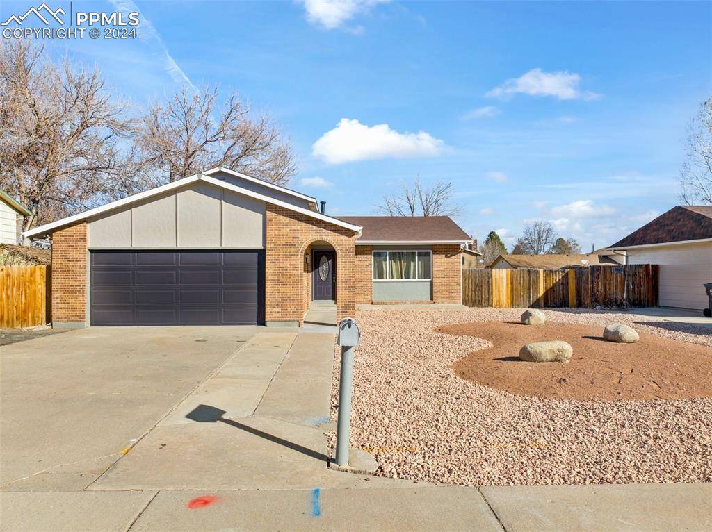 Pueblo, CO 81005,9 Huntington CIR