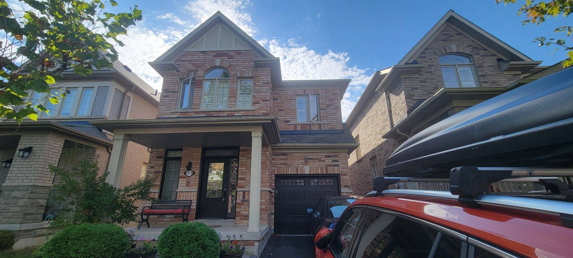 Pickering, ON L1X 0B6,1579 Edgecroft DR