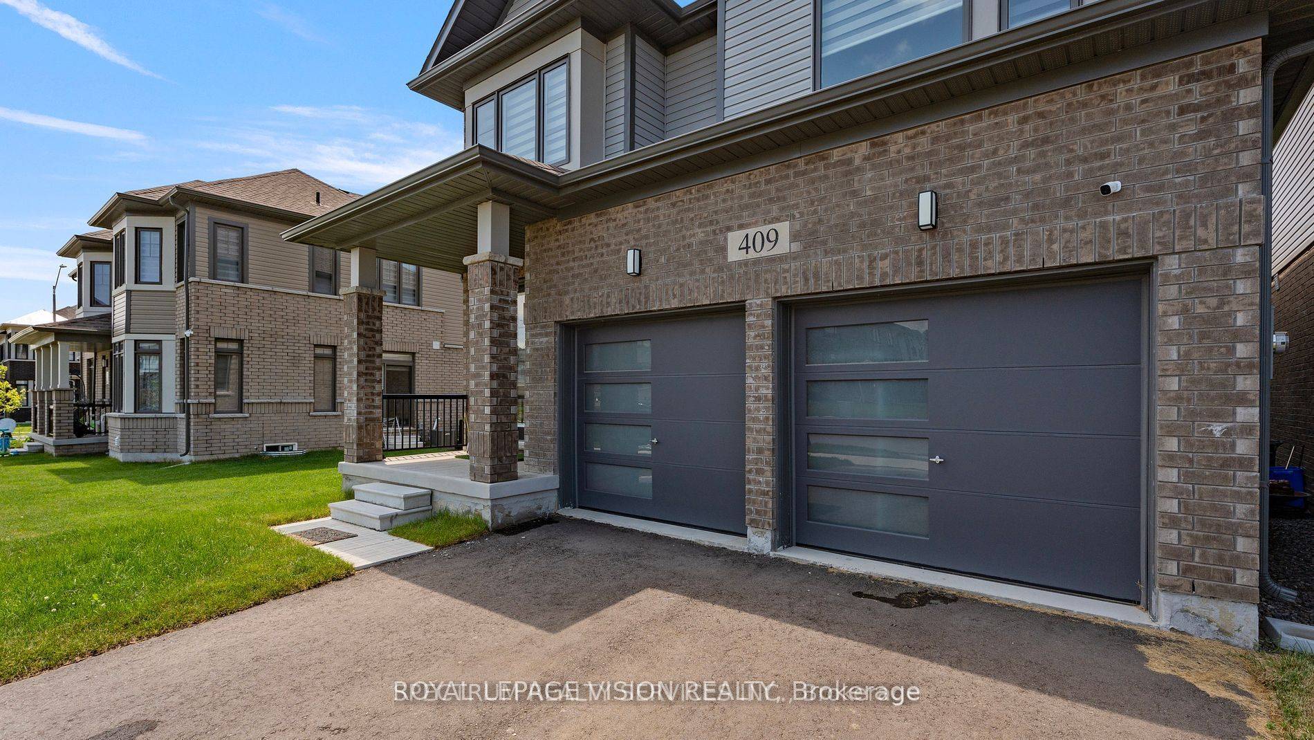 Hamilton, ON L0R 1W0,409 Provident WAY